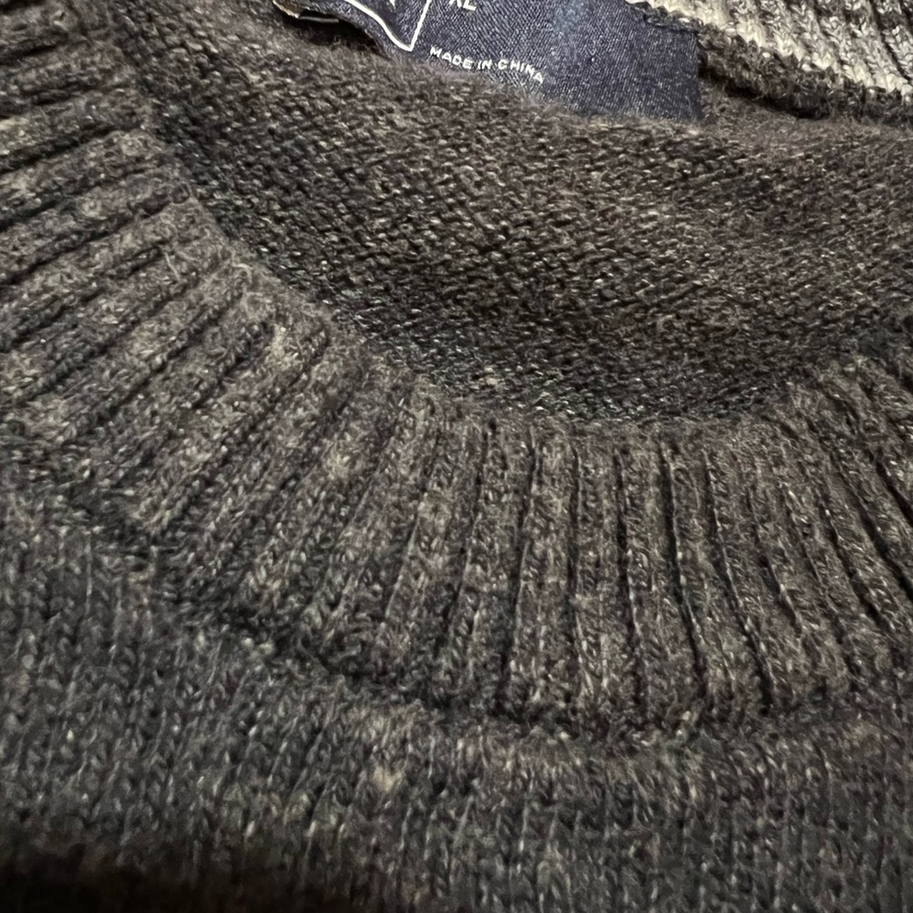 Gap Sweater Charcoal Grey